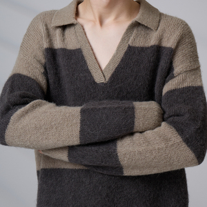 Pulls en tricot personnalisés avec logo ODM pour adolescents et hommes, col en V, manches longues, style polo classique - Product Image 4