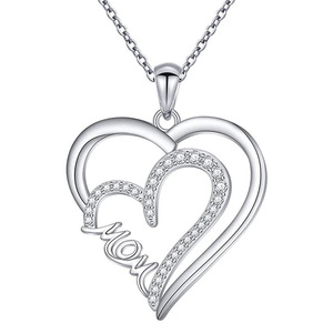 Collana con ciondolo a forma di cuore per donna, regalo di compleanno per mamma, gioielli alla moda da indossare ogni giorno - Product Image 1
