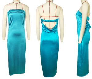 Robe maxi en satin ajustée, robe <span class=keywords><strong>tube</strong></span>, robe sans bretelles pour femmes, robe épaules dénudées, col en V, couleur unie, style vintage, tenue de vacances - Product Image 5