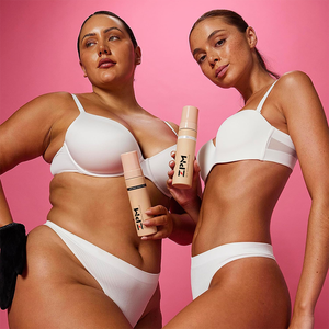 Mousse autobronceadora Perfect Bronzed Shade Streak-Free Green Based Tinted Self-Tanner Fake Tan para todo tipo de piel oscura - Product Image 5