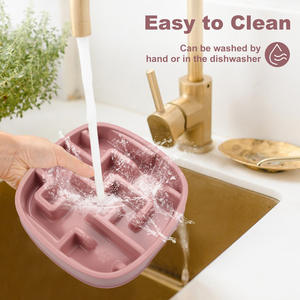 Kaymaz Yavaş Besleyici Köpek Mama Kabı - Yavru Köpekler, Küçük ve Orta Boy Köpekler ve Kediler için İnteraktif Bulmaca Oyuncak, Devrilmez Evcil Hayvan Mama Kabı - Product Image 3