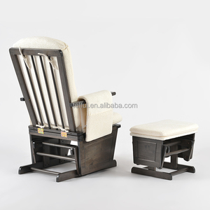 Fauteuil à bascule en bois pour allaitement et loisirs, en tissu sherpa, pour maman et bébé - Product Image 4