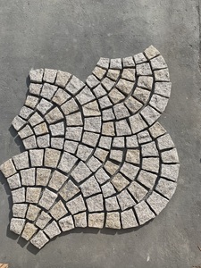 Natürliche Granit-Fächerförmige Netz-Pflastersteine Kunst-Mosaik/Rutschfest/Langlebig Moderne Außentreppen-Technik-Steine für den Garten - Product Image 1