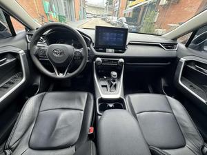 Venta al por Mayor de <span class=keywords><strong>Toyota</strong></span> Rav 4 Usados, <span class=keywords><strong>RAV4</strong></span> de Buen Rendimiento, 5 Plazas, 2021 <span class=keywords><strong>2022</strong></span> 2023 2024, RAV-4 AWD, Auto Usado de Gasolina, Auto Familiar - Product Image 6