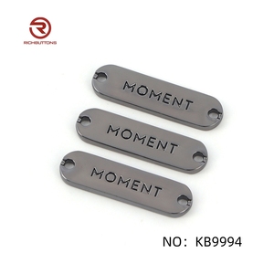 Oro en relieve marca equipaje Metal nombre placa ropa etiquetas Logo personalizado Metal etiquetas - Product Image 2