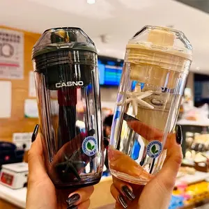 कस्टम लोगो प्लास्टिक पोर्टेबल ब्लेंडर्स बोतल क्लासिक शेकर बोतलें जिम फिटनेस प्रोटीन शेकर्स पानी की बोतल