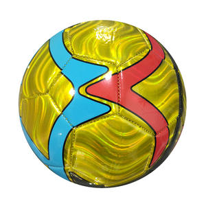 كرة قدم (سوكر) مقاس 5، طبقة خارجية فاخرة من البولي يوريثان، تصميم ملحوم حراريًا بدون خياطة، مثانة من البوتيل، بيع بالجملة، عرض ساخن - Product Image 4