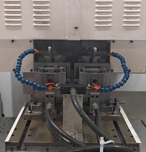 Machine-outil <span class=keywords><strong>multi</strong></span>-opérations à haute efficacité pour corps de clé à molette réglable avec serrage unique - Product Image 4