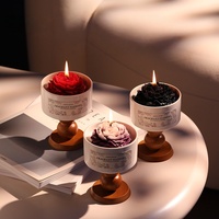 Luxuriöse Romantische Rosenblüten-förmige Kelch-Duftkerzen aus Sojawachs Handgemachte Aromatherapie-Kerzen für Muttertag und Diwali