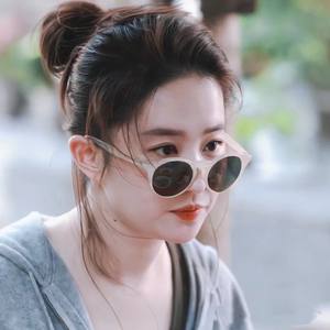 Gafas de sol Xu Hongdou para mujer, montura negra, lentes Ac, protección Uv400, a la moda, extragrandes, para viajes al sol y conducción - Product Image 3