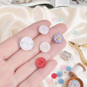 Boutons en résine transparente gaufrée colorés, motif floral vintage rond, accessoires de bijoux DIY pour vêtements - Product Image 3