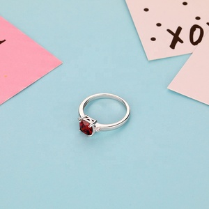 Joyería de moda personalizada Anillos de plata esterlina Diseños de piedra rubí Corte helado Piedras preciosas Anillos de compromiso de boda Plata 925 - Product Image 3