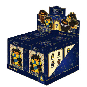 Lot de 12 boîtes en gros – Pendentif en peluche Niffler HUGKIS de la série Anime <span class=keywords><strong>Les</strong></span> Animaux Fantastiques – Boîte mystère de collection pour jouets et cadeaux – Jouet mignon - Product Image 1