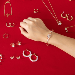 Coffret cadeau de bijoux de Noël pour femmes, calendrier de l'avent 24 <span class=keywords><strong>jours</strong></span>, collier surprise, boucles d'oreilles, coffret surprise Saint-Valentin - Product Image 3