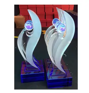 High quality wholesale crystal trophy manufacturer with metal novel design