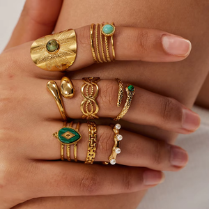 Bagues de bijoux fantaisie Bague de fiançailles en zircon pour femme en acier inoxydable plaqué or 18 carats - Product Image 3