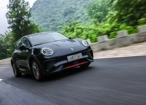 Eléctrico Aola Good Cat Mini coche sedán litio hierro fosfato batería carga rápida 0,5 horas China adulto energía 401KM - Product Image 3