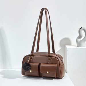 Borse a Spalla Vintage Boho di Alta Qualità per Donne, Grande Capacità, Borse per Fotocamere di Lusso Leggero, in Pelle PU <span class=keywords><strong>con</strong></span> Pompon in <span class=keywords><strong>Pelliccia</strong></span> e Doppi Manici - Product Image 4