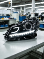 Kit de mise à niveau de phares LED Xénon neufs 6000K haute luminosité 5000 lm 50W pour Mercedes Classe C W204 C180/C200/C220 (2011-2014)