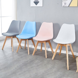 Chaise simple sans accoudoirs en similicuir, style nordique moderne, pour salle à manger, avec pieds en bois robustes, idéale pour restaurant et usage domestique de luxe - Product Image 2