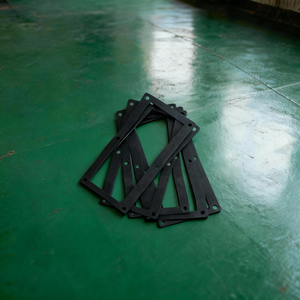 HYMカスタムサイズ成形シリコーンゴム部品と工業用プロファイル自動車および機械の専門メーカー - Product Image 1