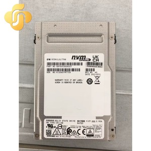CD6 KCD61LUL7T68 7.68TB U.<span class=keywords><strong>2</strong></span> NVMe PCIe 4.0 SSD d'entreprise - Product Image 5