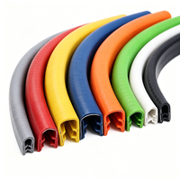 Bande de finition en caoutchouc PVC haute durabilité avec insert métallique, bande d'étanchéité imperméable pour équipement automobile