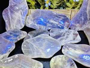 Gran oferta, cristal <span class=keywords><strong>de</strong></span> meditación Natural, productos espirituales, <span class=keywords><strong>piedra</strong></span> lunar azul brillante, cuenco <span class=keywords><strong>de</strong></span> forma libre, regalo <span class=keywords><strong>de</strong></span> decoración - Product Image 4