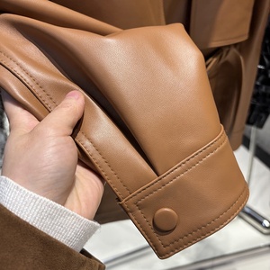 Giacca in Vera <span class=keywords><strong>Pelle</strong></span> di Pecora da Donna Autunno 2025, Monopetto con Cintura, Marrone, <span class=keywords><strong>Oversize</strong></span> - Product Image 4