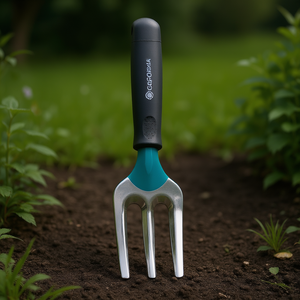 Fourche de jardin manuelle Gardena en acier inoxydable, 4 dents, 9 cm, manche noir-bleu antidérapant pour l'aération du sol et le désherbage - Product Image 2