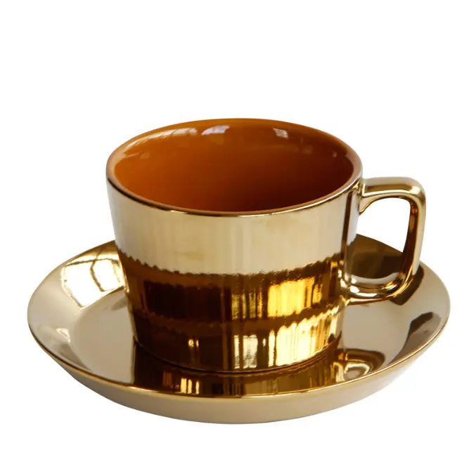 Премиум Европейский стиль гальванизированная керамическая кофейная чашка чайная чашка и блюдце набор глазурованная позолоченная керамическая кружка чашка