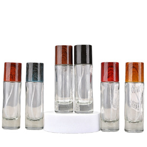 In Stock 30ml Screw Cap Glass <b>Perfume</b> Spray Bottle, Portable Refillable Empty <b>Atomizer</b> with Plastic Cap, Large Capacity - Product Image 4