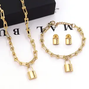 Hifive Chất Lượng Cao 3Pcs 18K Vàng Mặt Dây Chuyền Trái Tim Phụ Nữ Hiphop Thép Không Gỉ U Hình Dạng Carabiner Khóa Choker Vòng Cổ Trang Sức Set