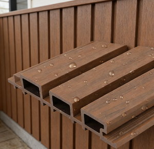 Panneau mural extérieur en WPC à rayures modernes, imperméable et ignifuge, pour les maisons et les utilisations commerciales - Product Image 4