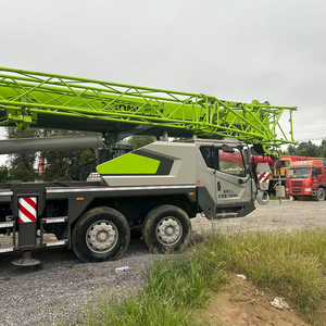 Grue mobile sur camion d'occasion ZOOMLION ZTC350H 2022 de 35 tonnes - Product Image 2