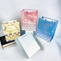 Sacs en carton ivoire écologiques classiques de qualité supérieure, tailles variées, design tendance plaqué or, pour cadeaux de supermarché et emballage de chaussures en gros