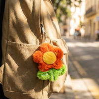 En gros Porte-clés en peluche Tournesol, Pendentifs créatifs pour sac à dos, Décorations de sac, Jouets pour enfants mignons, exquis et de style dessin animé, Cadeau
