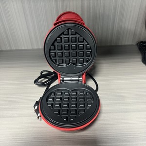 Mini Waflera Eléctrica Portátil con Patrón Cuadrado <span class=keywords><strong>para</strong></span> Desayunos Caseros, Enchufes Estadounidenses y Europeos, Fácil de Hornear, Acero Inoxidable Antiadherente - Product Image 5