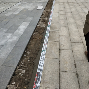 Gouttière de vidange d'eau en résine Système de vidange de tranchée Canal de drainage en résine polymère Fossé de drainage d'eau - Product Image 6