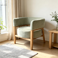 Fauteuil contemporain en tissu vert menthe avec pieds en bois rembourrés pour salon, chambre à coucher, salle de séjour