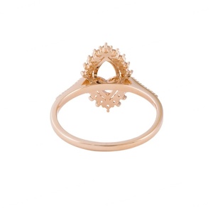 Anillo de Plata de Ley 925 Chapado en Oro Rosa con Halo de Morganita Talla Marquesa y Diamantes Naturales Alrededor, Anillo de Boda al por Mayor - Product Image 3