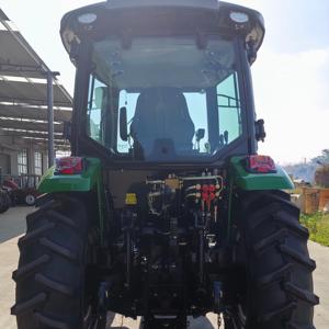 Tracteur multifonctionnel de fabrication chinoise de 70 CV à 4 roues motrices avec boîte de vitesses à double embrayage et moteur pour usage agricole - Product Image 2