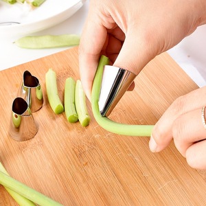 Pelador de Ajos de Acero Inoxidable, Tipo Guante, No Resistente al Agua, para Uso en la Cocina - Product Image 2