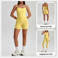 Ensemble de sport deux pièces pour femme : débardeur à fines bretelles et short cycliste taille haute, coupe ajustée, tenue de sport pour la gym
