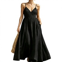 Robe longue nuisette en polyester pour femmes européennes et américaines, été 2026, col en V, dos nu, à bretelles, avec poches