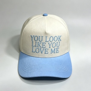 Cappello OEM 'You Look Like You Love Me' per Matrimoni e Feste, Nuovo Arrivo, Blu e Bianco, Colorato, Design Personalizzato Ricamato, Cappello a 5 Pannelli con Corona Alta - Product Image 1