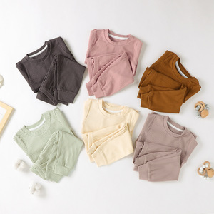 Premium 95% katoen zachte babykledingset unisex effen casual lange mouwen 2-delige set voor baby jongen meisje alle seizoenen - Product Image 2