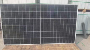 Paneles Solares Monocristalinos BIPV Tipo N de 650W-670W, 21.3% de Eficiencia, TUV/CE/ETL/CEC/ISO para Paneles Solares Fotovoltaicos de 650w - Product Image 2