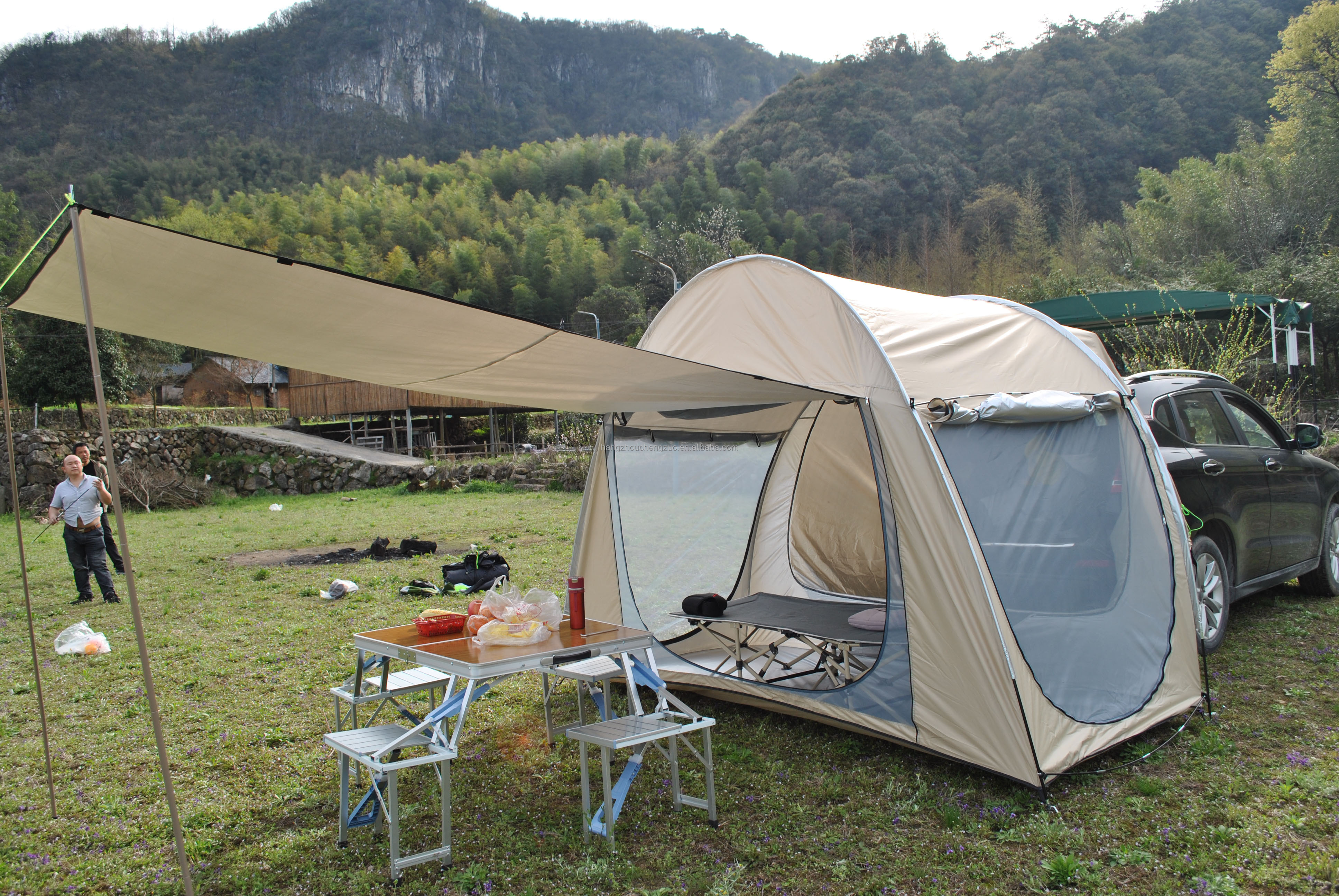 Палатка SUV Tent