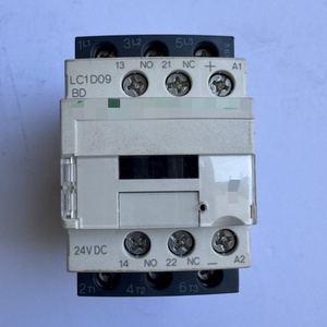 Contactor LC1D09BD Nuevo y Original de Fabricante con Garantía de Un Año - Product Image 1